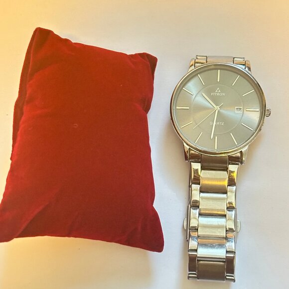 FITRON Quartz Watch Stainless Steel Case, Band and Back Men Japan, W/Pillow - Picture 6 of 7